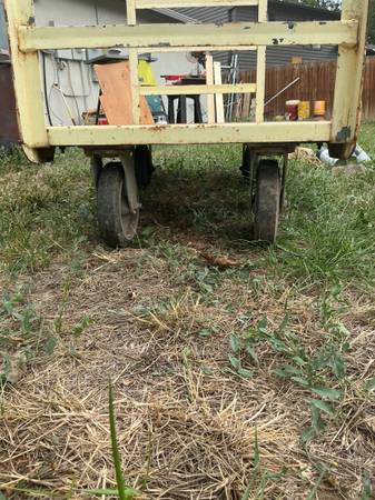 Four wheels dolly 1