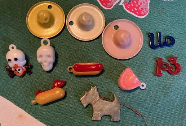 11 arcade, CrackerJack, gumball charms, 1940s-1960s. 1