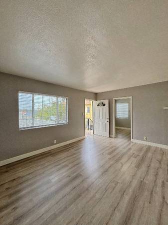 528 W Magnolia St #B 1