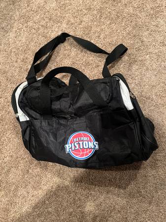 Detroit Pistons gym bag 1
