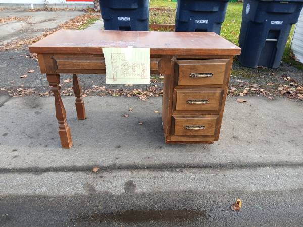 Wood desk 1