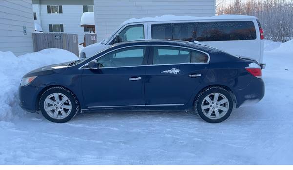 Buick Lacrosse 2010 1