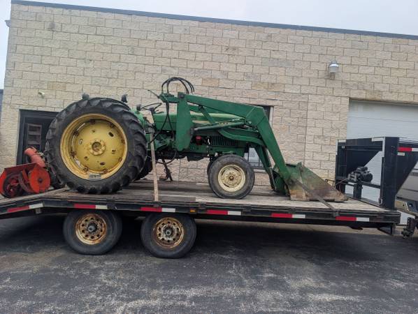 John Deere loader tractor 1