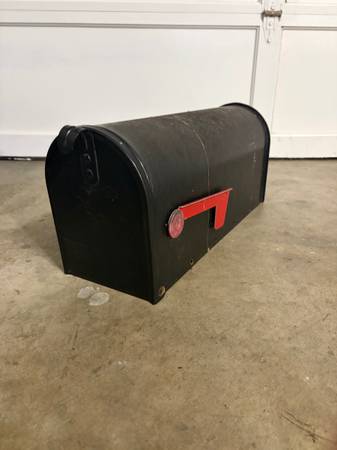 Mailbox 1