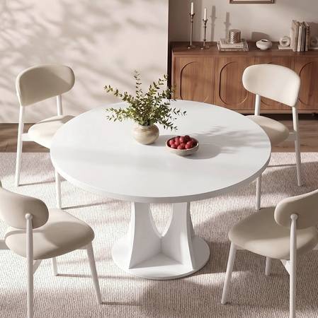Beautiful circle table not used 1
