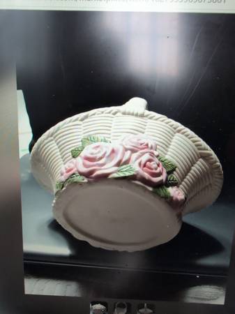 Ceramic Basket 1