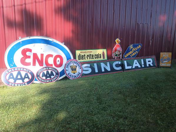 WANTED TO BUY!!! VINTAGE ADVERTISING SIGNS: GAS, OIL, SODA, AUTOMOTIVE, TRACTOR  1