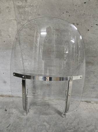 Harley-Davidson Road King Quick-Detach Windshield (2014-2024 Touring) - Clear 1