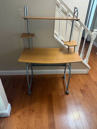 Rolling Computer Desk with hutch 1