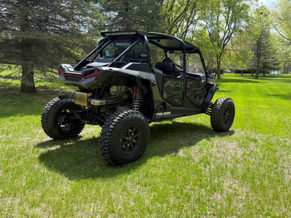2021 POLARIS RZR TURBO S4 DYNAMIX 1