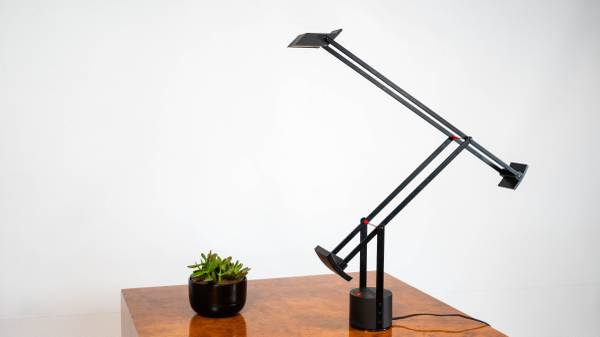 伊80sLampe de Bureau社製 イタリア ヴィンテージ 1980s Artemide Tizio Lamp by Richard Sapper - furniture - by owner