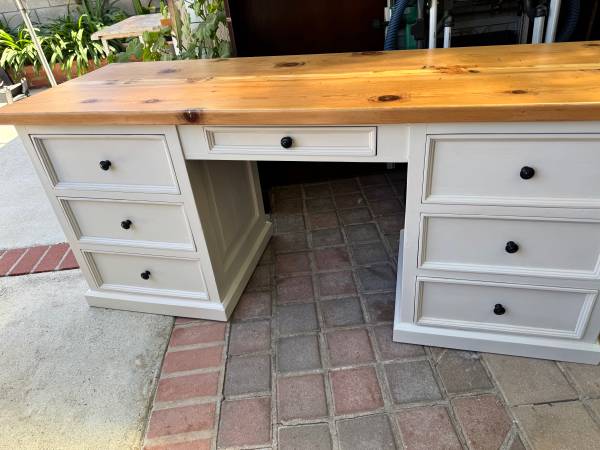 Solid wood desk 30H-24D-69W 1