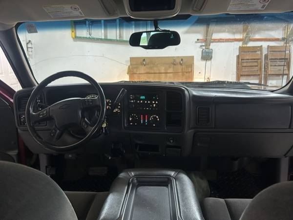 2005 Chevrolet HD2500 LS Crew - Photo 9