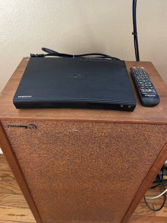 Samsung DVD Player 1
