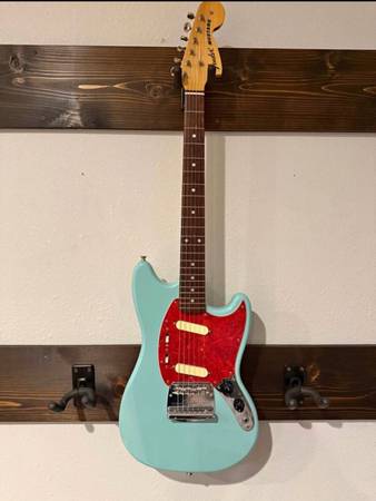 96 Fender Mustang guitar 1