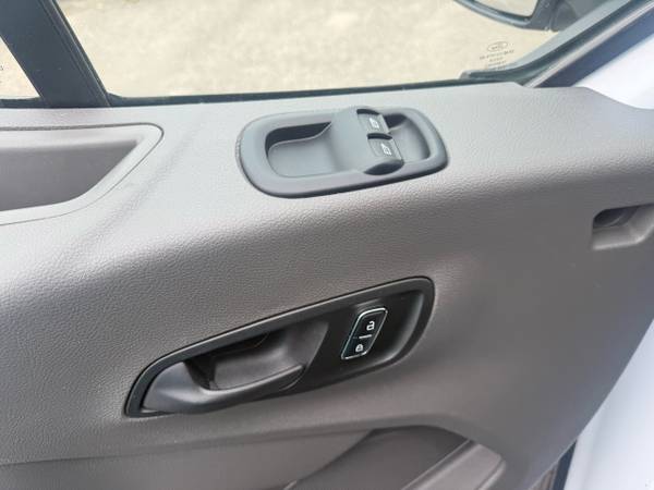 2024 Ford Transit - Photo 12
