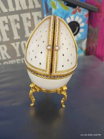 Beautiful Jesus egg 1