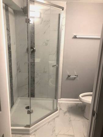 $900.00 / 6br - $900 Room for Rent (Private Bath) 3445 Juneway63694763005697124