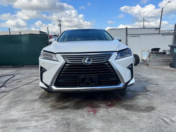 2018 Lexus RX 350 F sport pristine condition two tone interior - $24,500 (Kings Highway)63618007190531121