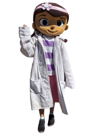 Doc McStuffins Mascot Big-Head Adult Costume (One Size Fits Most) 1