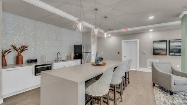 $1,499 / 3br - 1235ft2 - ¡Un mes gratis! Admite mascotas, Amazon Hub, áreas exteriores (Wildwood)63861743709443122