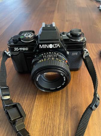 Minolta X-700 + MD 50mm f1.7 - photo/video - by owner