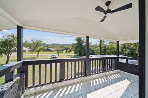 $298,000 / 3br - 1791ft2 - ****FULLY REMODELED HOME ON 1 ACRE NEAR LAKE HUDSON**** (Salina)63982127073410121