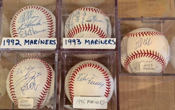 6 Mariners Auto Team Balls 1