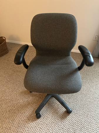 computer chair 1