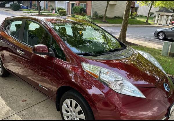 EXQUISITE & GOOD CONDITION NISSAN LEAF FOR SALE - - $6,500 - $6,500 (Laurel)63435270283521121
