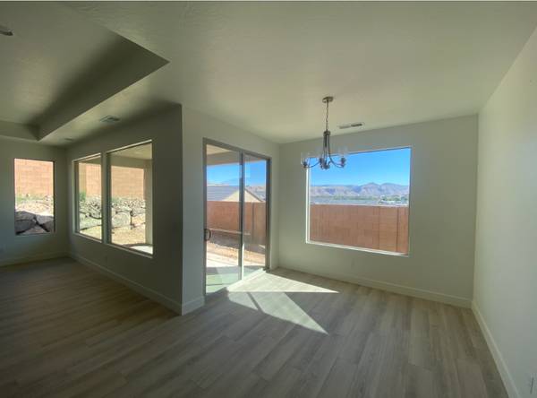 $2450.00 / 3br - 1620ft2 - 1541 W 470 N. Hurricane, UT 8473764020362564099124