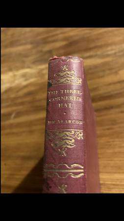 Book / books: antique / vintage THE THREE CORNERED HAT by de alarcon A 1