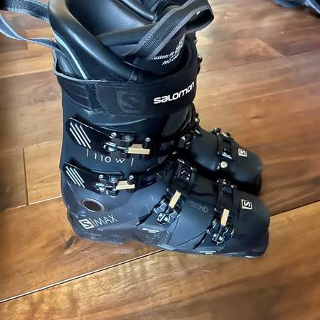 craigslist.salomon.xwave 9 womenz ski boots Women's Salomon Ski Boots - sporting goods - by owner - sale