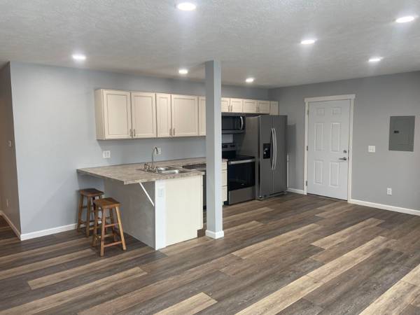 $800.00 / 2br - Brushmore Flats Apt 264018297494531121