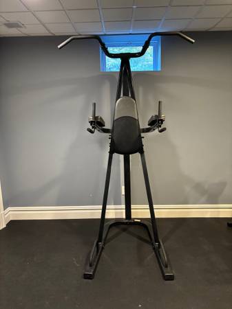 Pull-up bar stand 1