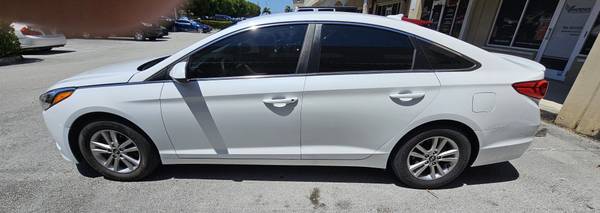 2016 Hyundai sonata se - $6,990 (MIAMI)63470425418369121
