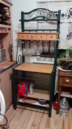 Baker's Rack & Shelves 1