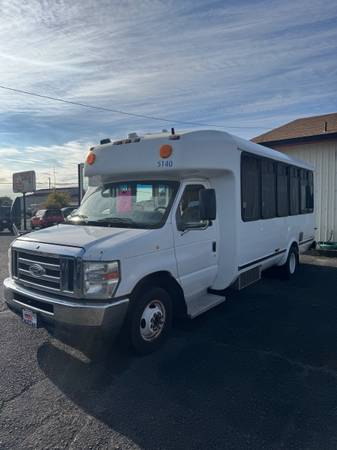 2014 Shuttle Bus 1