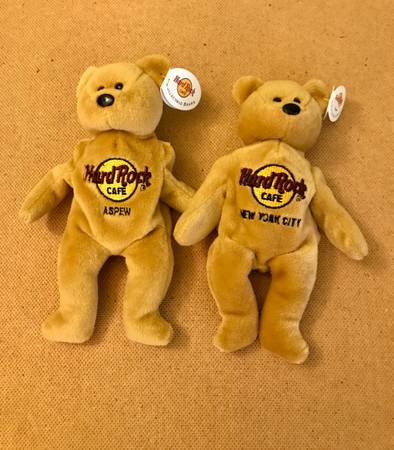 Hard Rock Collectable Bears Set of 2-New York and Aspen 1