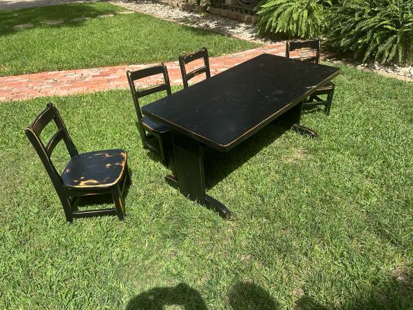 **VERY NICE** Vintage/Antique Farmhouse Style Kids School Table and Chairs 1