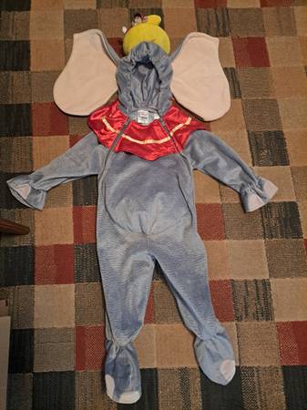 Dumbo costume 1
