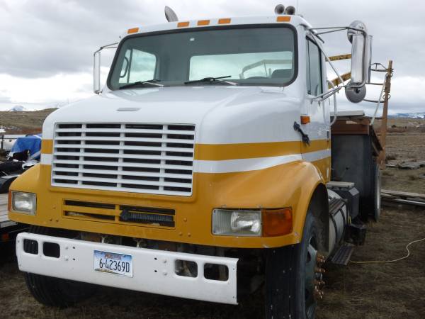 International Hay Retriever Truck for Sale 1