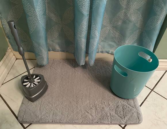 Shower Curtain Set/16 Pieces 1