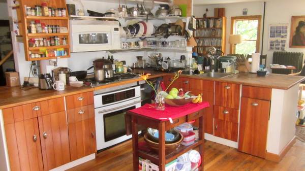 $950 / 5br - 120ft2 - Seeking woman for vibrant and easygoing 5-bedroom home – Inman Square (Inman Sq. Cambridge)63690793591043121