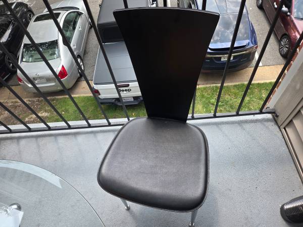 Modern Axis Dinette Set 1
