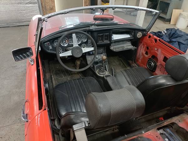 1975 MGB 50th Anniversary Edition - $4,500 (Ellensburg)63436934260739122