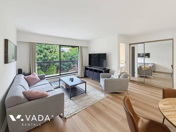 Spacious Cat Friendly 1bed 1bath Apt Rental at Casa Del Rey 1