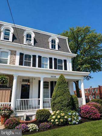 Manayunk Efficiency Available - Right on Ridge Ave! 1