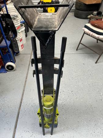 SunJoe 10Ton Manual Splitter 1