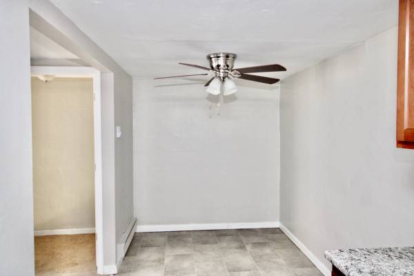 $825 / 1br - Everything You Need. All Right Here! (Penn Hills)64013373089665122